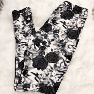 Amelia James Leggings